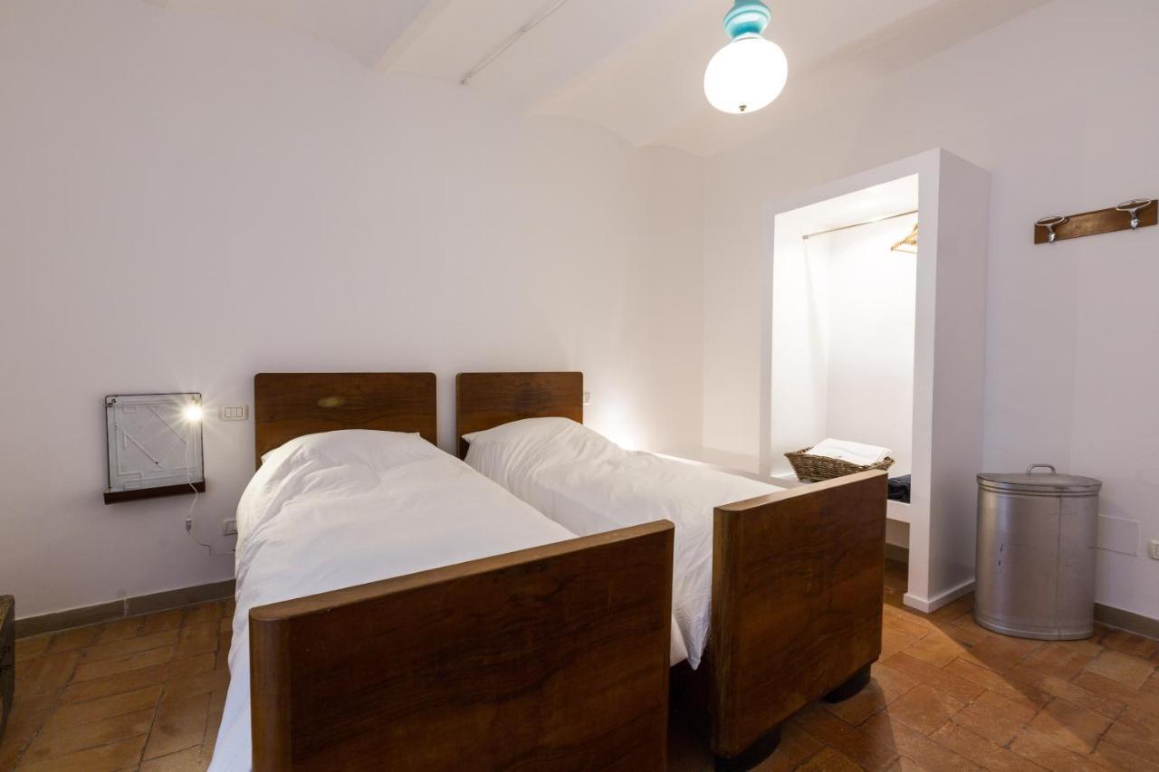 Room En Suite La Corte Асизи Екстериор снимка
