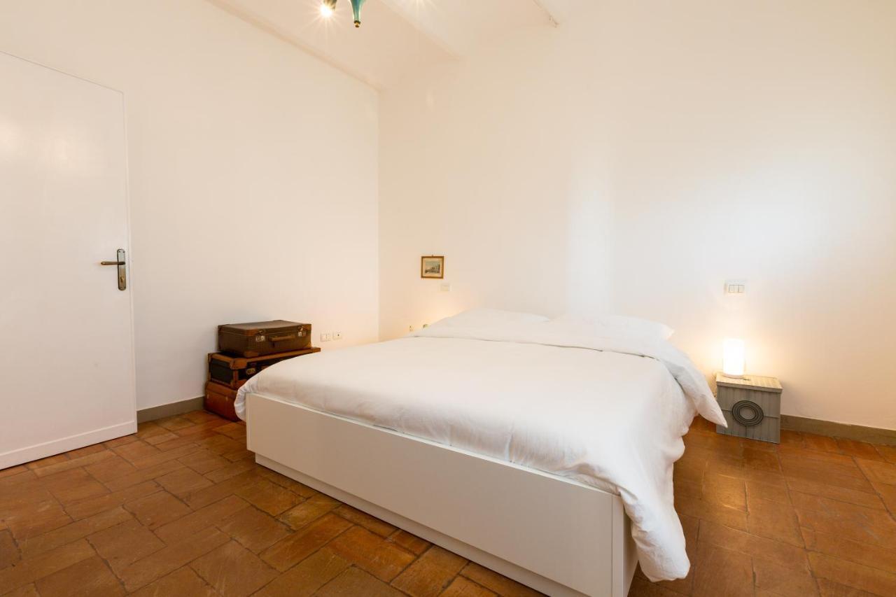 Room En Suite La Corte Асизи Екстериор снимка